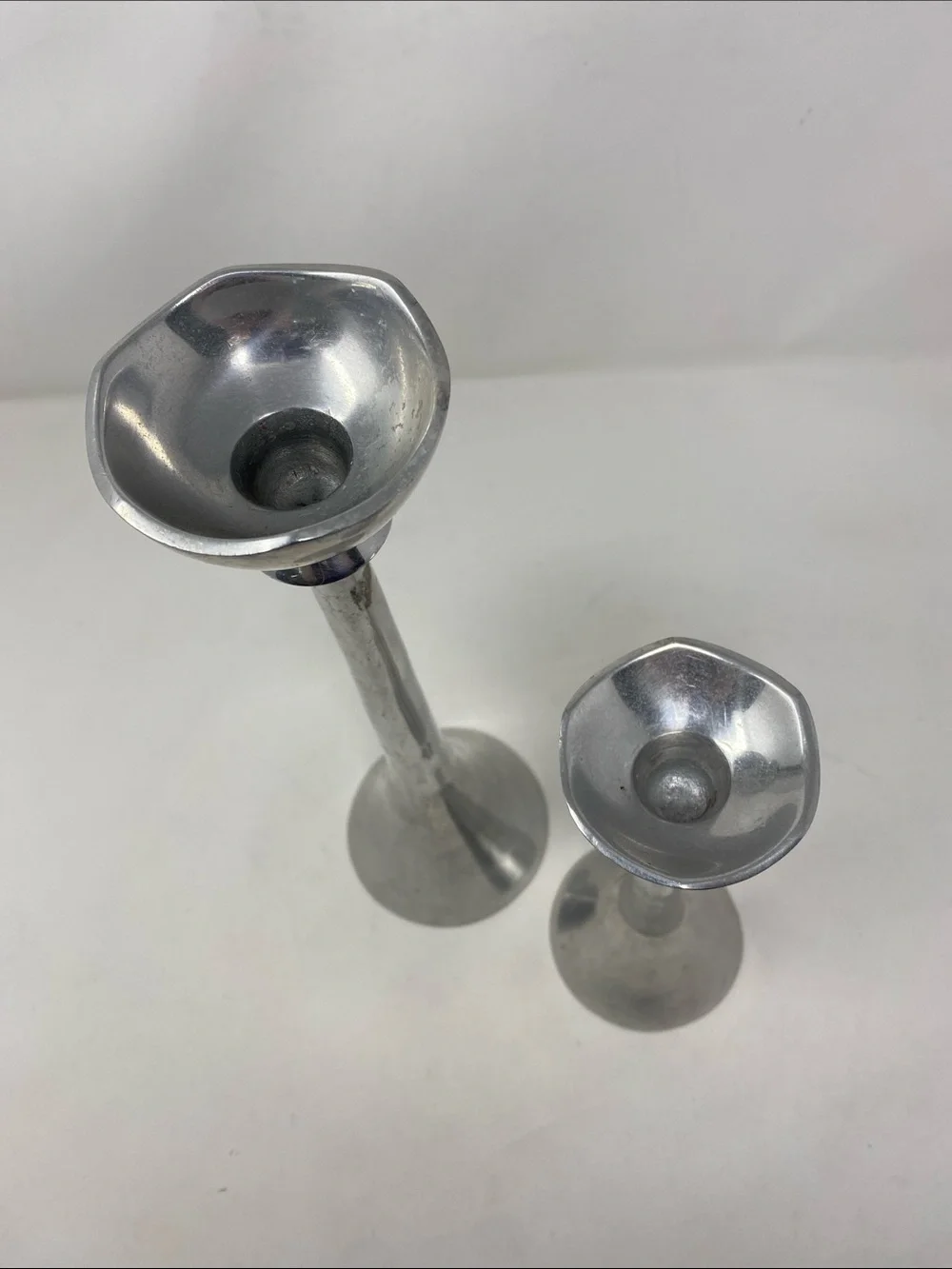 Lunares San Francisco Silver Metal Candle Holders
